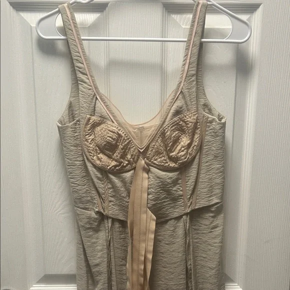 BCBGMaxAzria Beige Runway dress rare and iconic - Picture 2 of 8